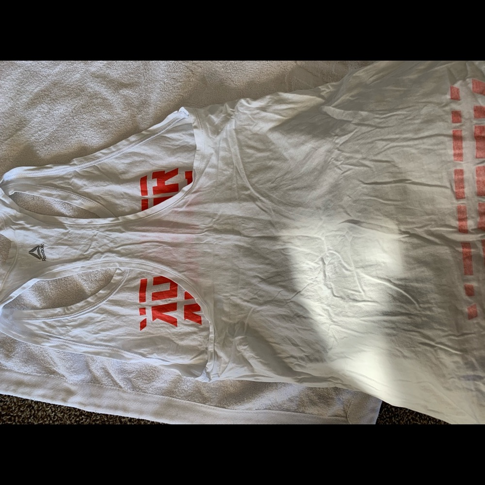 Tank from Reebok - Picture 3 of 4